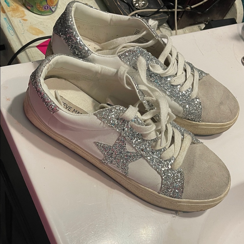 Steve Madden Silver Glitter Star Sneakers